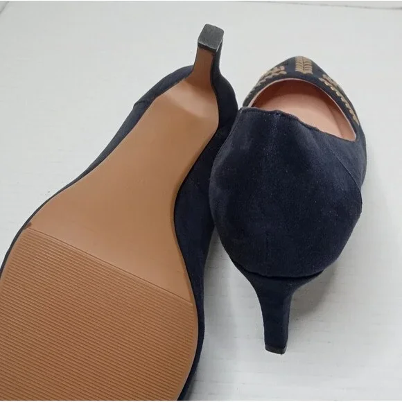 NEW Ashro Pumps Pointed Toe Blue Heels with  Cutouts & Woven Gold Design Sz 11 - Picture 7 of 7